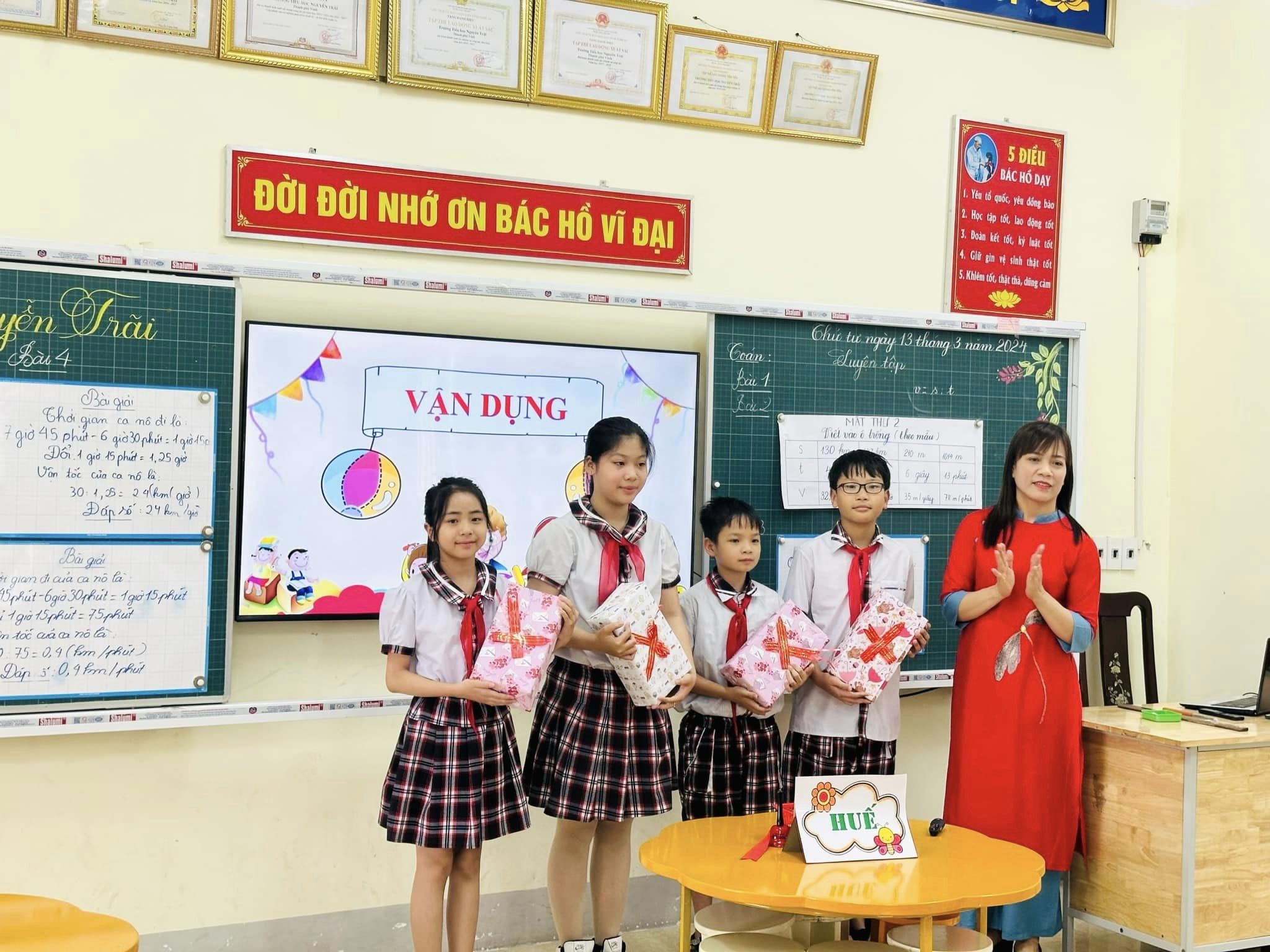 Trường Tiểu học Nguyễn Trãi tổ chức thành công Chuyên đề cụm.